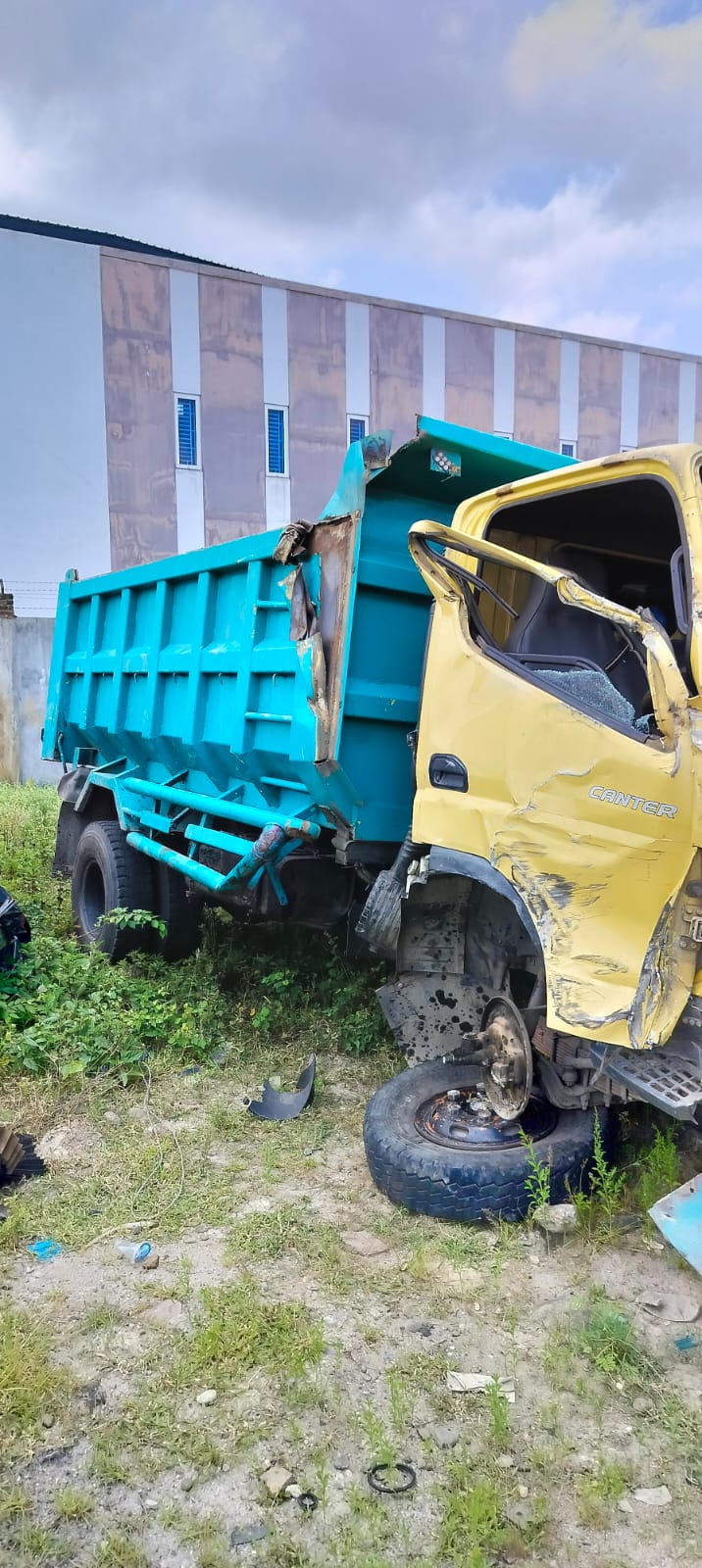 Mesin Dumtruck Barang Bukti Lakalantas hilang di gudang Polres Deki serdang