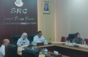 Zoom meeting Dessy dalam Rembuk Bincang daerah antar kepala daerah dan kementerian dalam Negeri
