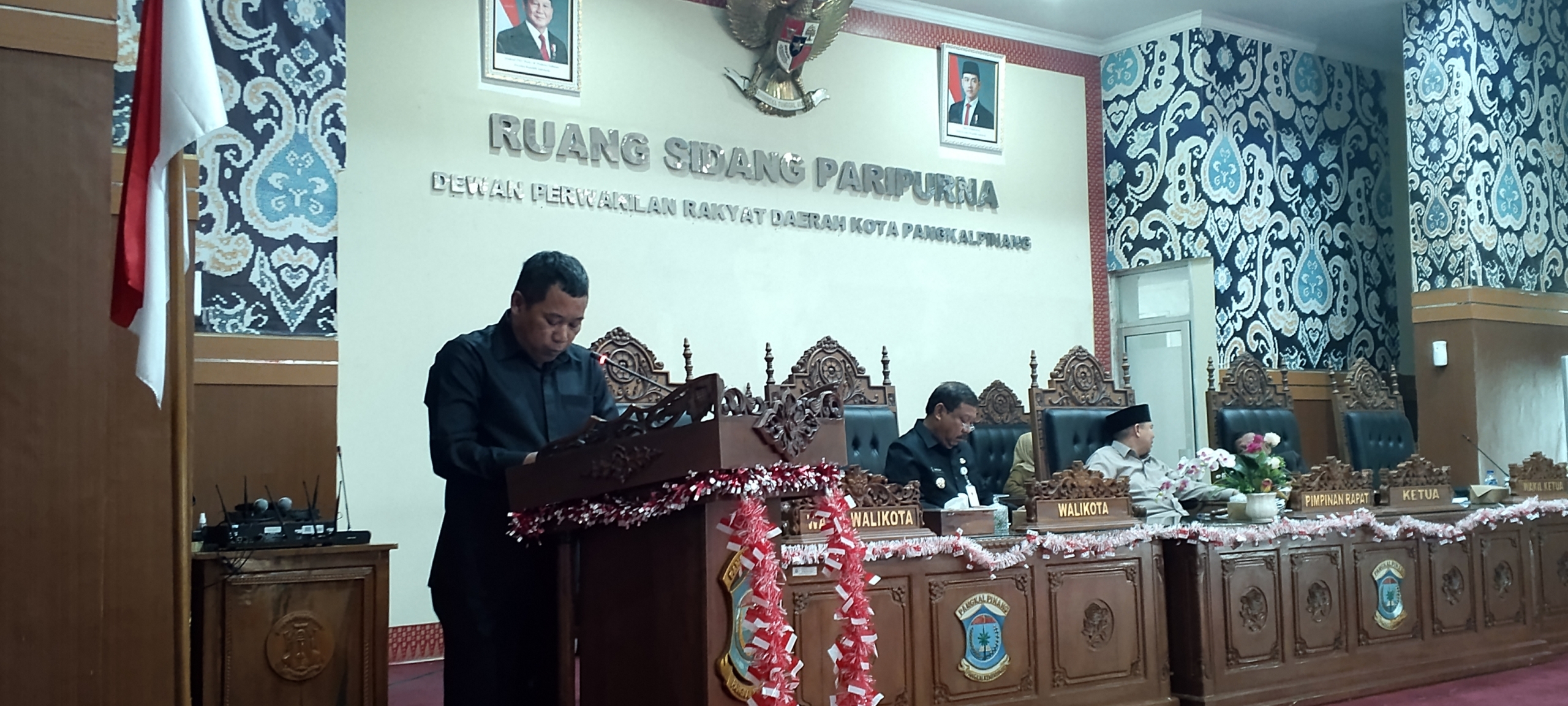 Walikota Pangkalpinang hadir Dalam Rapat Paripurna Di DPRD Kota Pangkalpinang