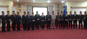 17 Pejabat Eselon II Pemerintah kota Pangkalpinang hari ini Dilantik Oleh Walikota Pangkalpinang Saparudin di Gedung Balai Betason kantor Walikota.