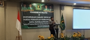 Di Muscab ke-lX DPC PPP Kota Pangkalpinang Donal sebagai mitra kerja yang sangat berharga bagi lembaga eksekutif