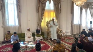 Kajian Majelis Ilmu AL-HIKAM Bersama Ulama Asal Halab Suriah , Syech Zakaria Ath-Thalib Al-Hasani Dirumah Dinas Walikota Pangkalpinang, Prof Udin Insya Allah kegiatan seperti ini akan terus kami laksanakan setiap bulan