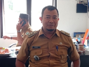 Sebanyak 717 Warga Semabung Lama Terima Bantuan Beras