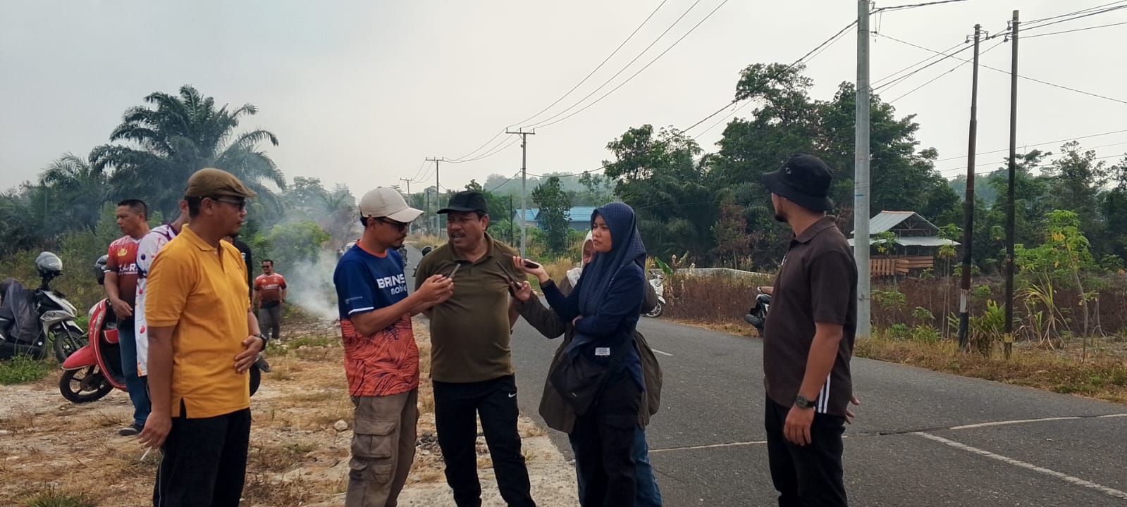 Walikota Pangkalpinang Saparudin Pimpin Langsung Gotong Royong Jumat Asri di Jalan Baru Kampak